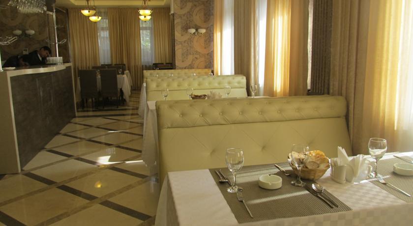 Golden Palace Hotel Almatî Exterior foto