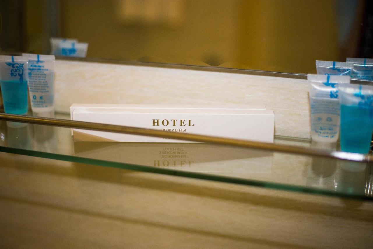 Golden Palace Hotel Almatî Exterior foto